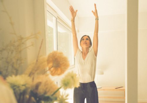 fertility yoga, sport pour améliorer sa fertilité, bassin et tensions pelviennes, cycle menstruel et sport, recréer une relation de confiance avec son corps